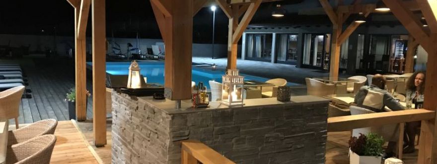 16 Lakes Restaurant