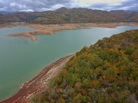 Lika destination - Fascinantno jezero Kruščica