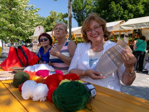 Lika destination - Dragica nam je pokazala kako se rade “cipelice” koje stoljećima čuvaju Ličane od zime: njihovu izradu zaštitio je i UNESCO