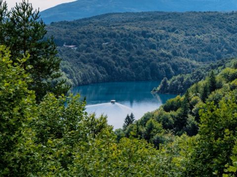 Lika destination - Nacionalni park Plitvička jezera: Primjer održivosti u hrvatskom turizmu